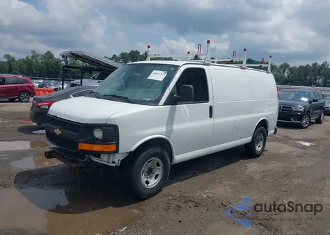 2017 Chevrolet Express 2500 Work Van из США, поврежденный, VIN 1GCWGAFF8H1117371